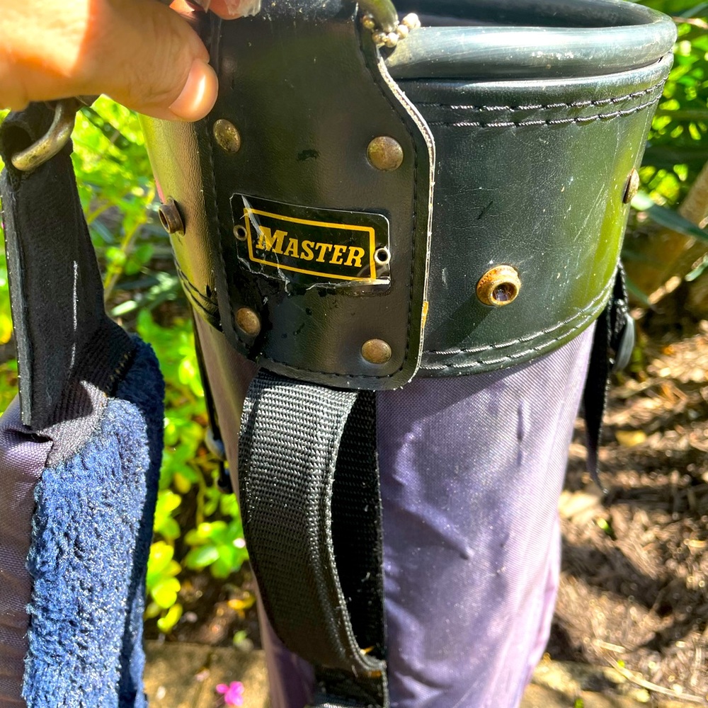 Woman’s golf cart bag by Master